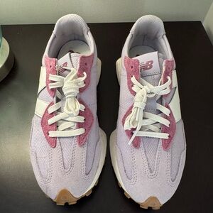 New Balance 327
